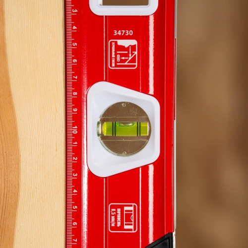 Уровень алюминиевый, магнит, фрезерованный, 3 глазка (1 зеркальный) 400 мм Matrix по ценам производителя в Уфе с доставкой по всей России