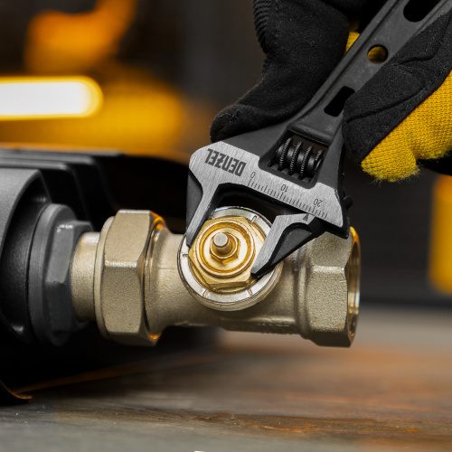 Ключ разводной 115 мм, CrV, кованый, укороченная рукоятка Denzel по ценам производителя в Уфе с доставкой по всей России