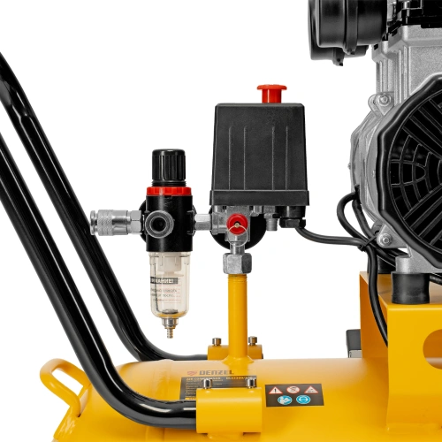 Компрессор безмасляный, малошумный DLS 3300/100, 3300 Вт,3x1100, 100 л, 570 л/мин ,блок управления Denzel по ценам производителя в Уфе с доставкой по всей России