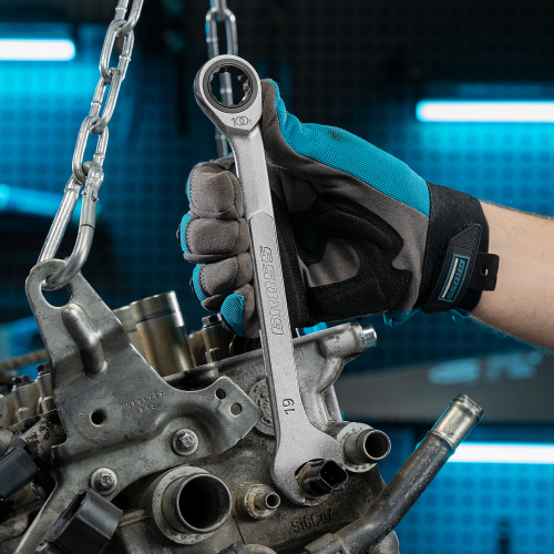 Набор ключей комбинированных трещоточных, количество зубьев 100, СRV, 7 шт, 8-19 мм Gross по ценам производителя в Уфе с доставкой по всей России