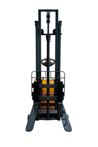 Штабелер самоходный 1,0 т 3,0 м XILIN CPD10W с наклоном мачты и противовесом 24/105 В/Ач по ценам производителя в Уфе с доставкой по всей России