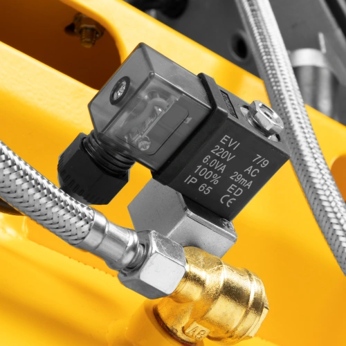 Компрессор безмасляный, малошумный DLS 3300/100, 3300 Вт,3x1100, 100 л, 570 л/мин ,блок управления Denzel по ценам производителя в Уфе с доставкой по всей России