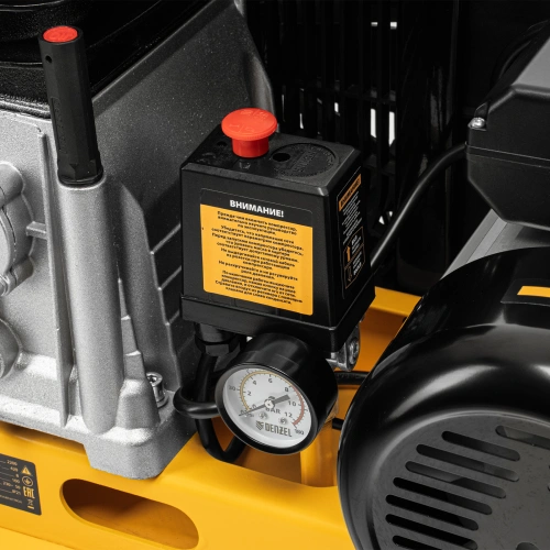 Компрессор воздушный рем. привод BCI 2200/100, 2,2 кВт, 100 литров, 420 л/мин Denzel по ценам производителя в Уфе с доставкой по всей России