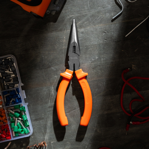 Длинногубцы прямые Classic, 160 мм, шлифованные, пластмассовые рукоятки Sparta по ценам производителя в Уфе с доставкой по всей России