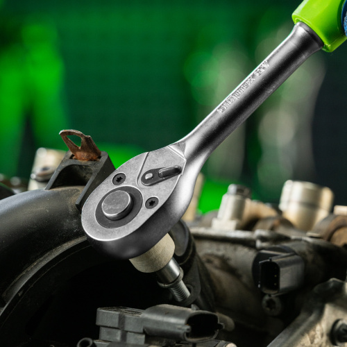 Ключ-трещотка 1/2", 45 зубьев, с быстрым сбросом, матовый хром Сибртех по ценам производителя в Уфе с доставкой по всей России