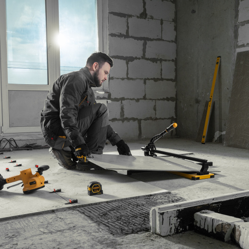 Плиткорез рельсовый 600х16мм, каретка на подш., стальная станина, усил. рукоятка-пенал Denzel по ценам производителя в Уфе с доставкой по всей России