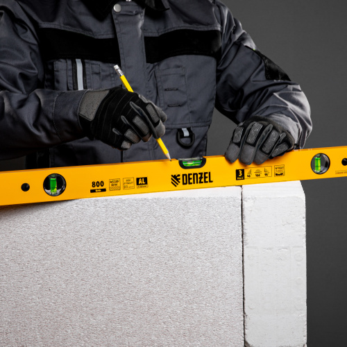 Уровень алюминиевый, 800 мм, фрезерованный, 3 глазка Denzel по ценам производителя в Уфе с доставкой по всей России