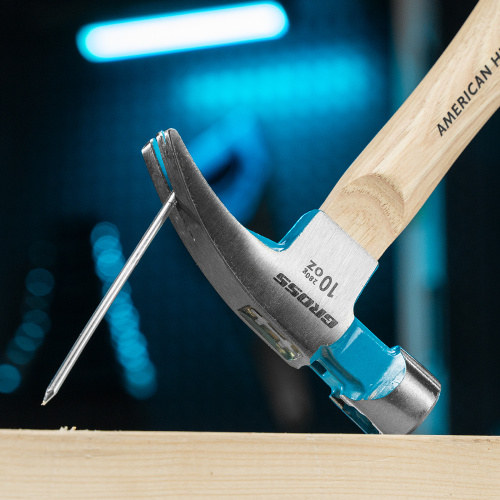 Молоток-гвоздодер, 280 г, угол 75, магнит, обрезиненная рукоятка American hickory GROSS по ценам производителя в Уфе с доставкой по всей России