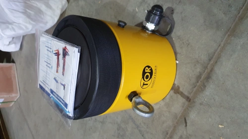 Домкрат гидравлический TOR ДГ100П50Г 100 т с фиксирующей гайкой по ценам производителя в Уфе с доставкой по всей России