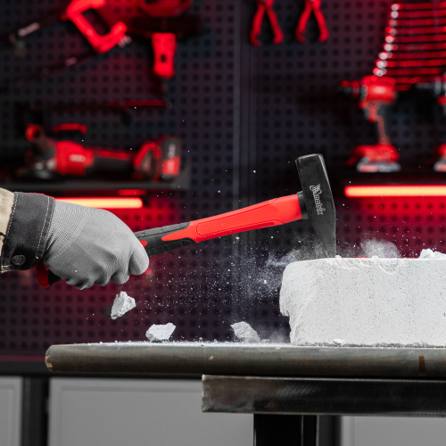 Молоток слесарный optimal, 800 г, фибергласовая обрезиненная рукоятка, квадратный боек Matrix по ценам производителя в Уфе с доставкой по всей России