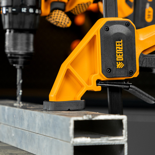 Струбцина F-образная, быстрозажимная, 300 х 80 мм, усиленный нейлоновый корпус Denzel по ценам производителя в Уфе с доставкой по всей России