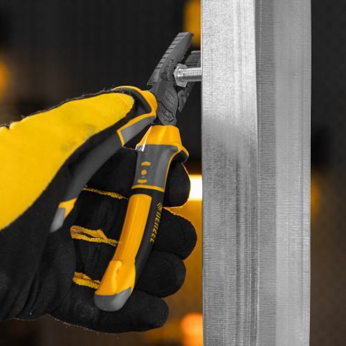 Плоскогубцы комбинированные 165 мм, трехкомпонентные рукоятки Denzel по ценам производителя в Уфе с доставкой по всей России