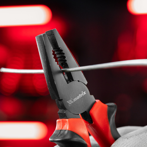 Плоскогубцы комбинированные Black Nickel, 180 мм, двухкомпонентные рукоятки Matrix по ценам производителя в Уфе с доставкой по всей России