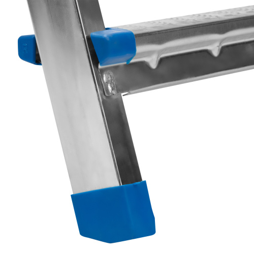 Стремянка, 8 ступеней, стальная, оцинкованная Сибртех по ценам производителя в Уфе с доставкой по всей России