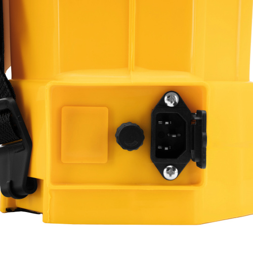 Опрыскиватель ранцевый аккумуляторный D-12LA, 12 л, 12 В, 8 Ач Denzel по ценам производителя в Уфе с доставкой по всей России