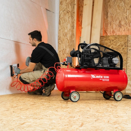 Компрессор воздушный ременный привод КР3000/100  3,0 кВт, 100 литров, 510 л/мин МТХ по ценам производителя в Уфе с доставкой по всей России