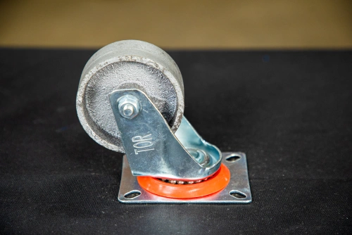 Колесо поворотное чугунное EM01 VKV 80 80 мм термостойкое по ценам производителя в Уфе с доставкой по всей России