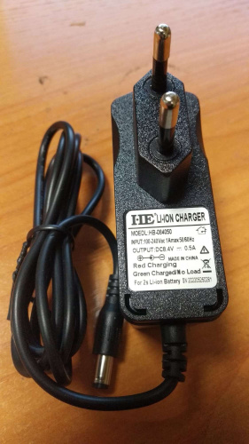 Зарядное устройство HB-084050 для тележек CW 8,4V/0,5A (Charger) горизонтальное по ценам производителя в Уфе с доставкой по всей России