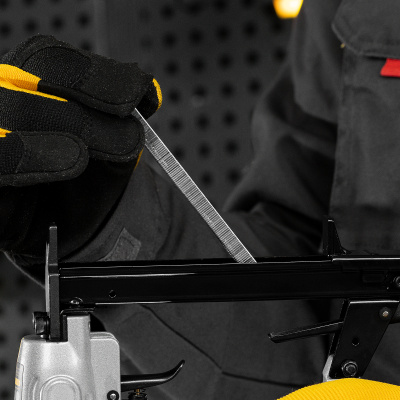 Скобы 21GA для пнев. степл., 8мм, шир. - 0,95мм, тол. - 0,6мм, шир. скобы - 12,8мм, 5000шт Denzel по ценам производителя в Уфе с доставкой по всей России