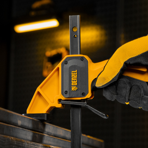 Струбцина F-образная, быстрозажимная, 150 х 80 мм, усиленный нейлоновый корпус Denzel по ценам производителя в Уфе с доставкой по всей России