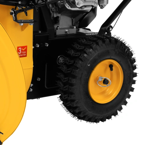 Бензиновая снегоуборочная машина SBM 610, 212 cc, ручной старт, фара Denzel по ценам производителя в Уфе с доставкой по всей России