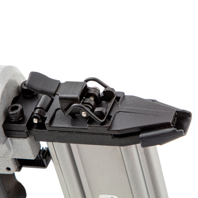 Нейлер пневматический для гвоздей от 10 до 50 мм Matrix по ценам производителя в Уфе с доставкой по всей России