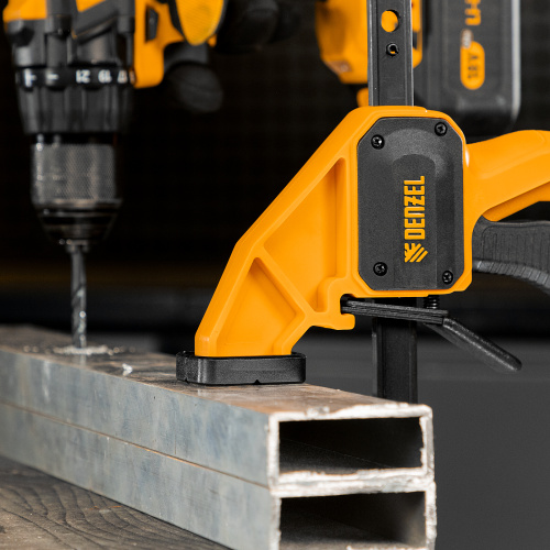 Струбцина F-образная, быстрозажимная, 150 х 80 мм, усиленный нейлоновый корпус Denzel по ценам производителя в Уфе с доставкой по всей России