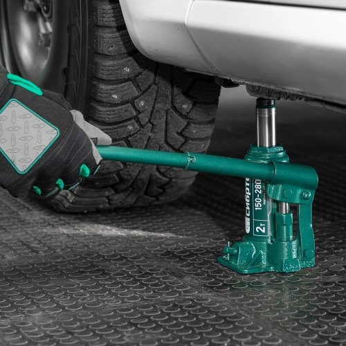 Домкрат гидравлический бутылочный, 2 т, 150-280 мм, в пласт. кейсе Сибртех купить в Москве с доставкой по всей России | ProtosMarket.ru