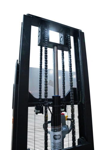 Штабелер самоходный 1,5 т 2,5 м TOR WS15H-2500SC PRO Li-ion 24/60 В/Ач контр. скорости подъема купить в Москве с доставкой по всей России | ProtosMarket.ru