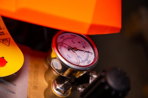 Мойка высокого давления с пистолетом 175 бар 3 кВт 220В  TOR EW 175-15 по ценам производителя в Уфе с доставкой по всей России