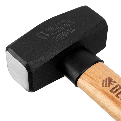 Кувалда, 2000 г, кованая головка, буковая рукоятка Denzel по ценам производителя в Уфе с доставкой по всей России