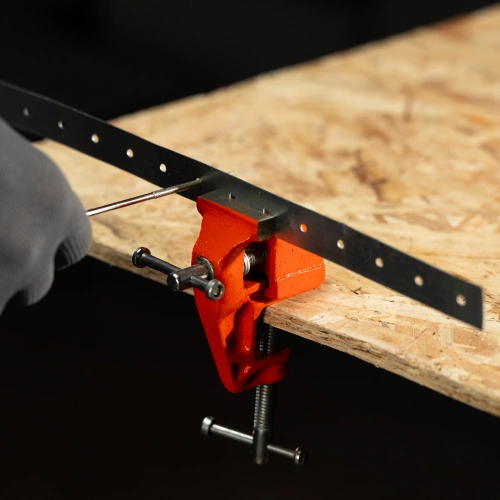 Тиски, 40 мм, крепление для стола Sparta по ценам производителя в Уфе с доставкой по всей России