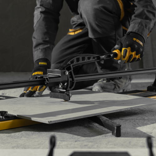 Плиткорез рельсовый 800х16мм, каретка на подш., стальная станина, усил. рукоятка-пенал Denzel по ценам производителя в Уфе с доставкой по всей России