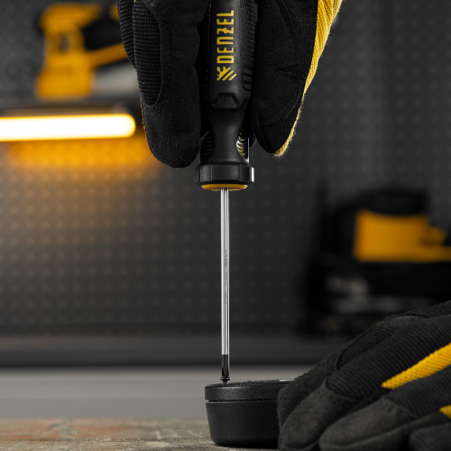 Отвертка, PH0х75 мм, S2, 3к рукоятка Denzel по ценам производителя в Уфе с доставкой по всей России