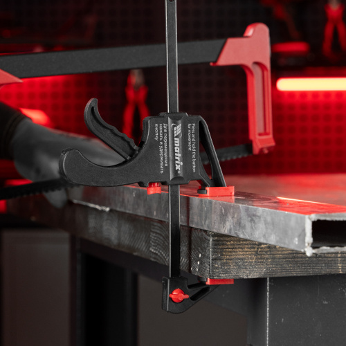 Струбцина универсальная F-образная, 150 х 265 х 45 мм, пластмассовый корпус Matrix по ценам производителя в Уфе с доставкой по всей России