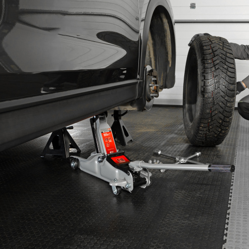 Домкрат гидравлический подкатной, 2 т, Low Profile, 85-330 мм Matrix по ценам производителя в Уфе с доставкой по всей России