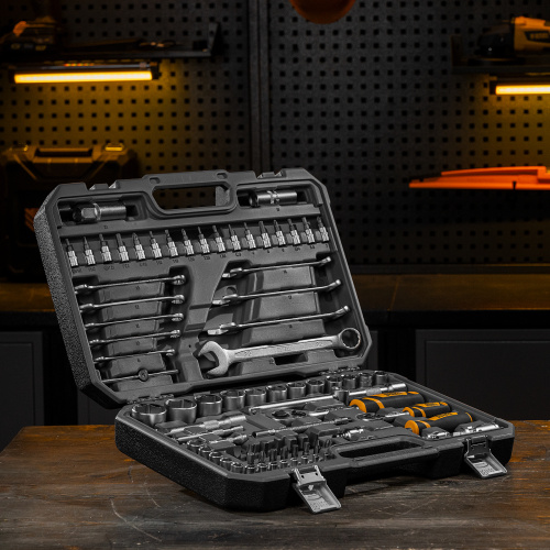 Набор инструментов, 1/2", 1/4", CrV, S2, пластиковый кейс, 82 предмета Denzel по ценам производителя в Уфе с доставкой по всей России