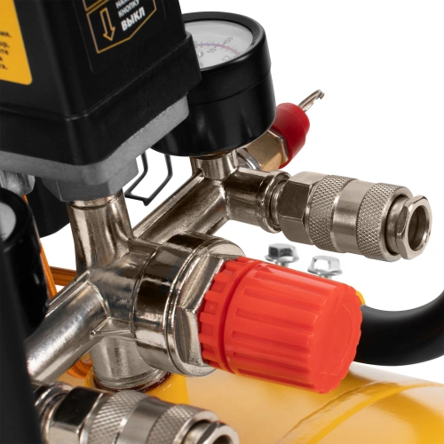 Компрессор воздушный BCV2200/100, ременный привод, 2.2 кВт, 100 литров, 370 л/мин Denzel купить в Москве с доставкой по всей России | ProtosMarket.ru