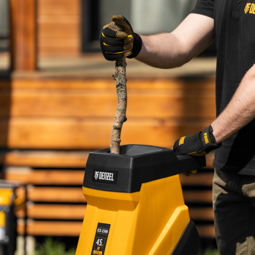 Измельчитель садовый электрический ECS-2500, 2500 Вт, 45 мм Denzel по ценам производителя в Уфе с доставкой по всей России