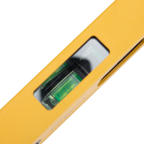 Уровень алюминиевый, магнит, фрезерованный, 3 глазка (1 зеркал.) 0,5 мм/м, 600 мм Denzel по ценам производителя в Уфе с доставкой по всей России