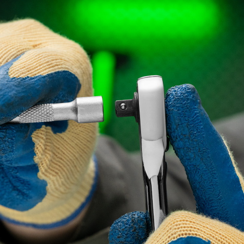 Ключ-трещотка 1/4", 45 зубьев, цельнометаллический, с быстрым сбросом, CrV, хром Сибртех по ценам производителя в Уфе с доставкой по всей России