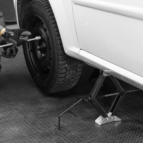 Домкрат ромбический винтовой универсальный ТУ 5.16-469-0213-04, 1.2 т, 75-345 мм по ценам производителя в Уфе с доставкой по всей России