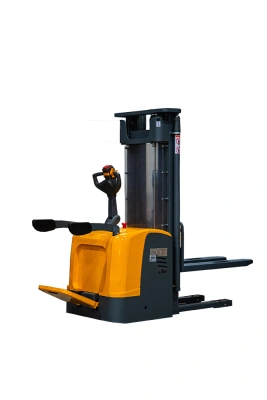 Штабелер самоходный 1,5 т 4,5 м XILIN CDDK15-III 24/200 В/Ач (с платформой)