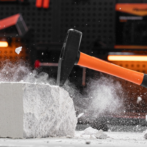 Молоток слесарный, 500 г, фибергласовая обрезиненная рукоятка Sparta по ценам производителя в Уфе с доставкой по всей России