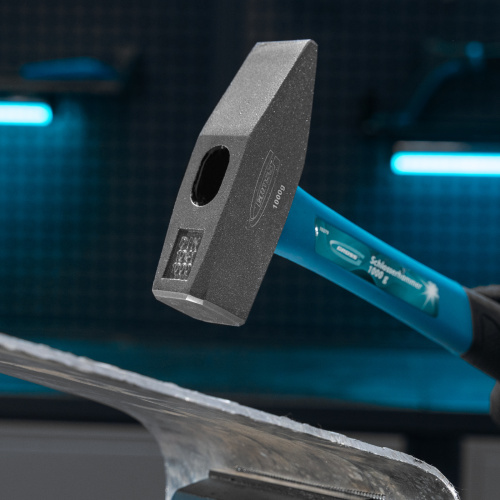 Молоток слесарный, 1000 г, квадратный боек, фибергласовая обрезиненная рукоятка Gross по ценам производителя в Уфе с доставкой по всей России