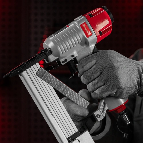 Нейлер-степлер пневматический 2 в 1, с регулировкой глубины забивания, гвозди 18GA, скобы 18GA Matrix по ценам производителя в Уфе с доставкой по всей России