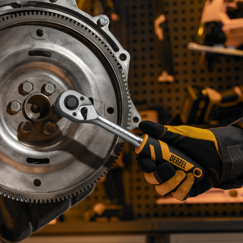 Ключ-трещотка 1/2", 90 зубьев, с быстрым сбросом, CrV Denzel по ценам производителя в Уфе с доставкой по всей России