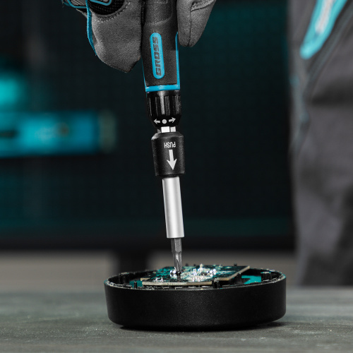 Отвертка с набором бит и торцевых головок для точных работ, гибкий привод, 48 шт, CrMo Gross по ценам производителя в Уфе с доставкой по всей России