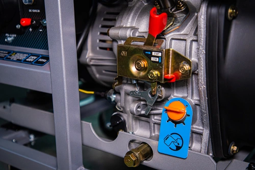 Генератор дизельный 5,0 кВт 380В/1,6 кВт 220В 15 л с электростартером TOR KM5000D по ценам производителя в Уфе с доставкой по всей России