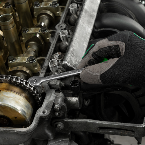 Набор инструментов, 1/2", 3/8", 1/4", пластиковый кейс 215 предм. Сибртех по ценам производителя в Уфе с доставкой по всей России